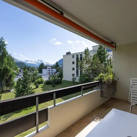 Cosy Facing Piz Rosatsch * Σεντ Μόριτζ