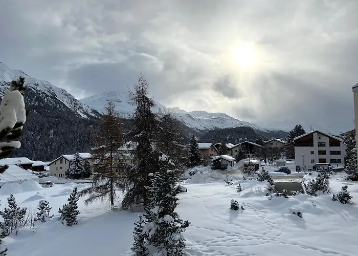 Cosy Facing Piz Rosatsch Daire *